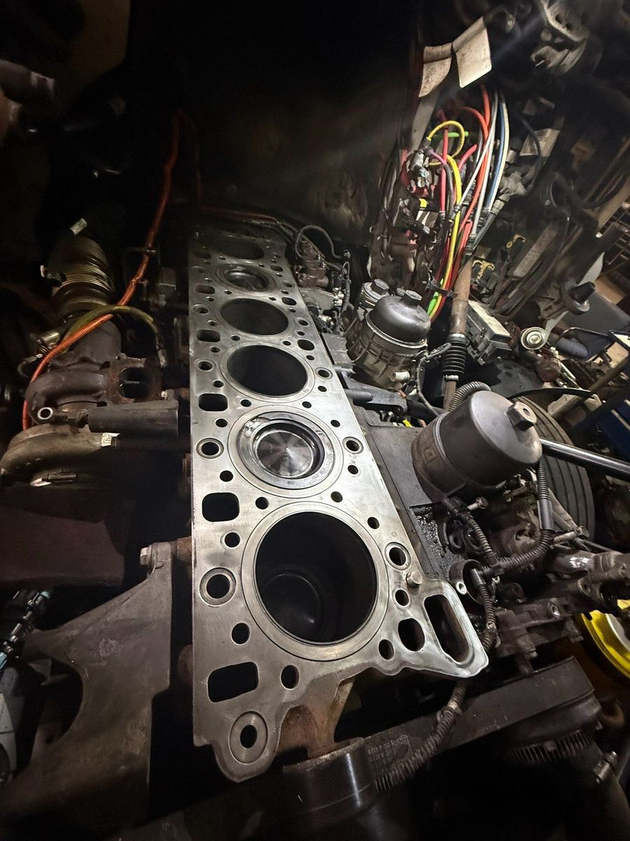 Engine block with the cylinder head off